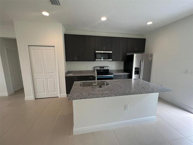 Building Photo - 15087 SW 51st Terrace