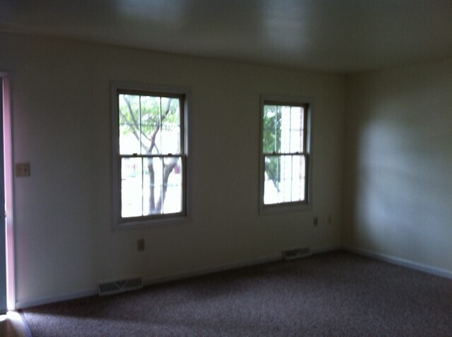 Foto del edificio - 200 Robin Hill Cir