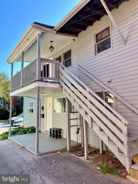 Building Photo - 360 W Patrick St