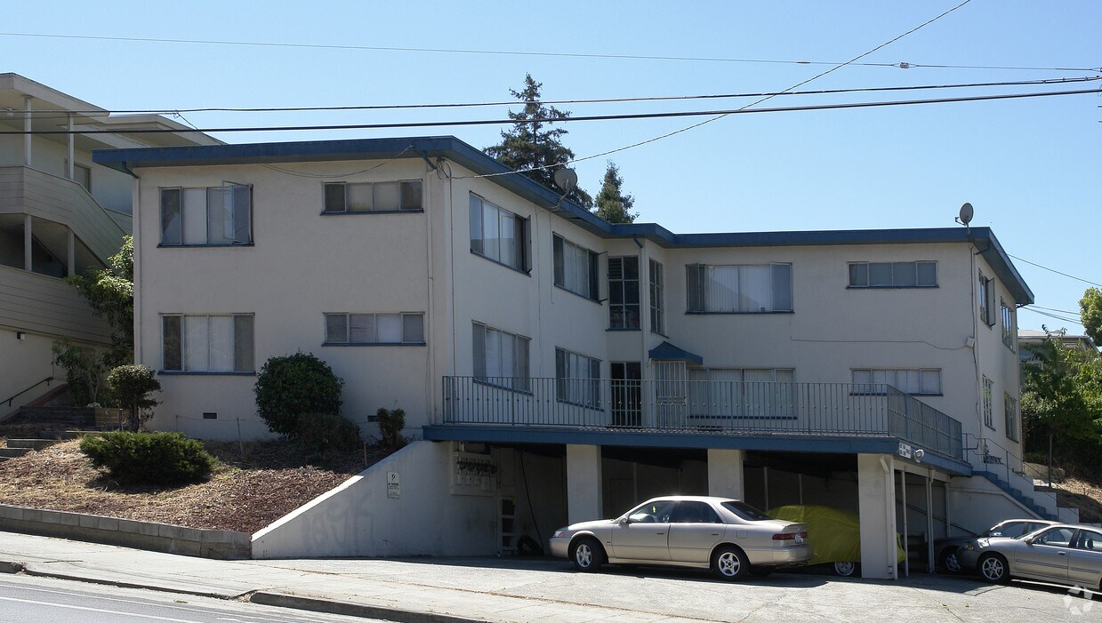 Foto principal - 692-698 Spruce St