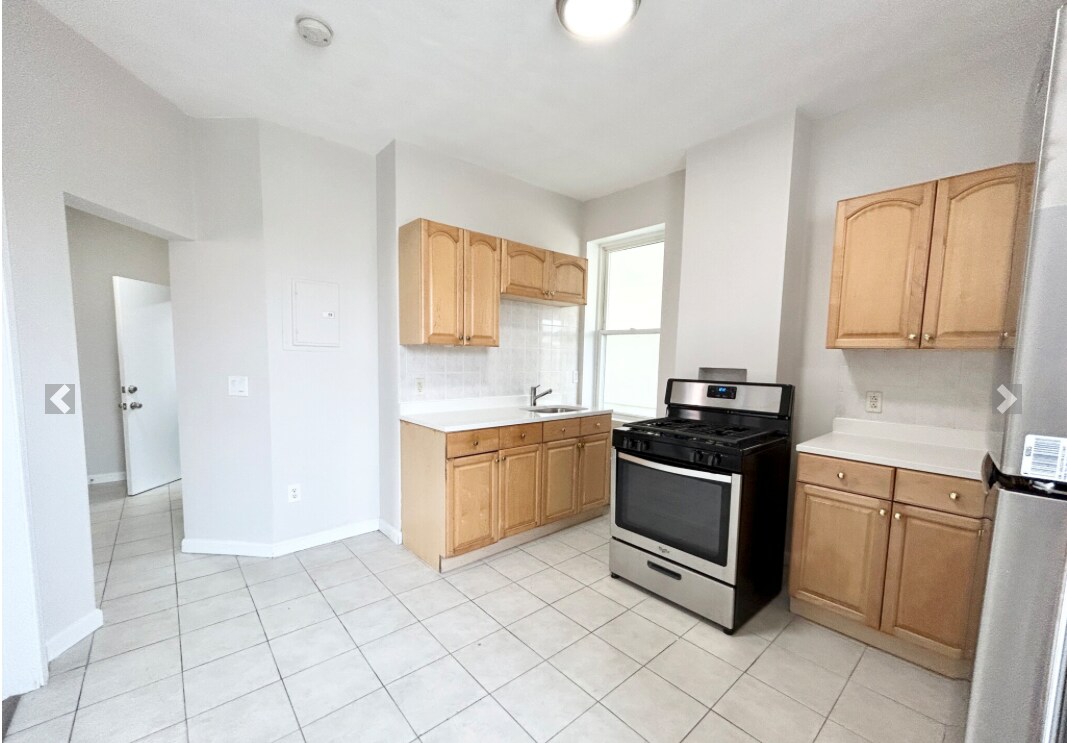 Foto principal - 155 Grove St
