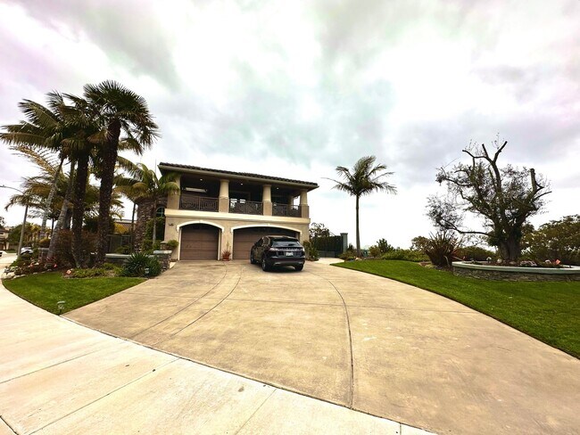 Foto del edificio - Exquisite Vina Del Mar home in Spanish Hills