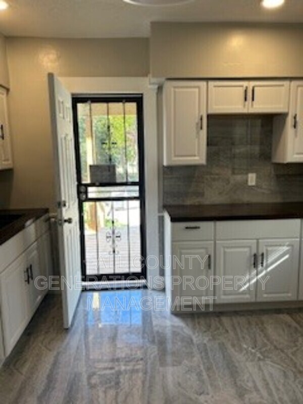 Foto del edificio - 3540 E 133rd St