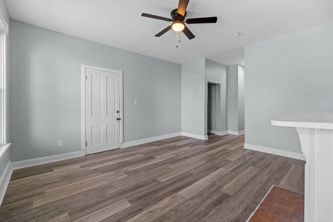 Building Photo - 4721 Section Ave