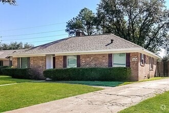 Building Photo - 5030 Summit Lodge Dr