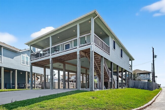 Foto del edificio - 1300 Menard Ave