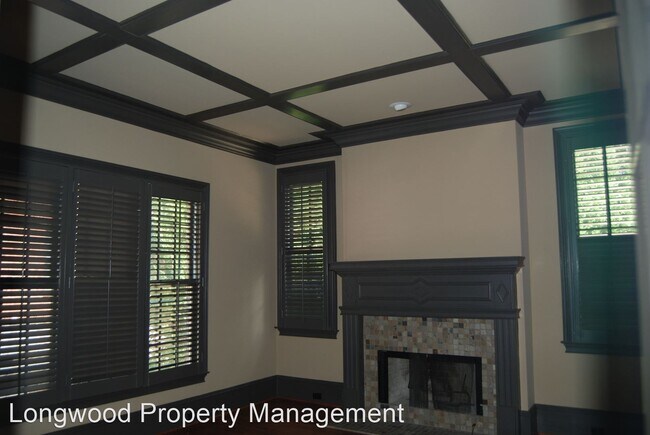 Building Photo - 2019 N Decatur Rd