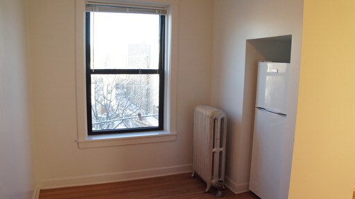 Building Photo - 2649 N Spaulding Ave