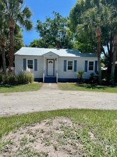 Building Photo - 404 Ashantilly Ave