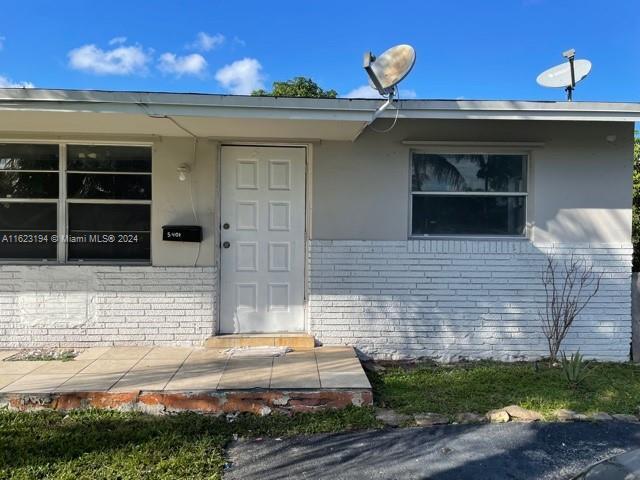 Foto del edificio - 5401 NW 17th Ct