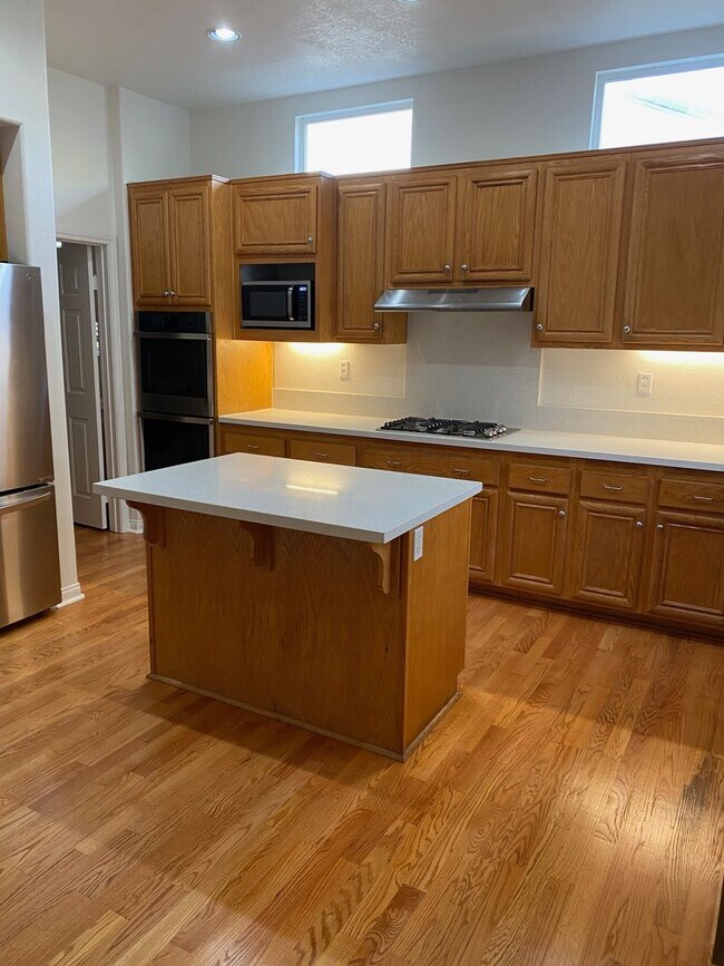 Foto del edificio - Carmel Valley “Shores” 5BR/3BA Executive H...