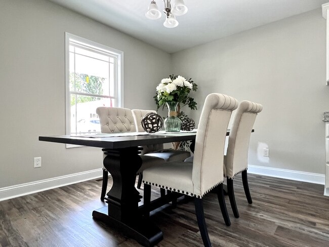 Foto del edificio - 634 Laundry St