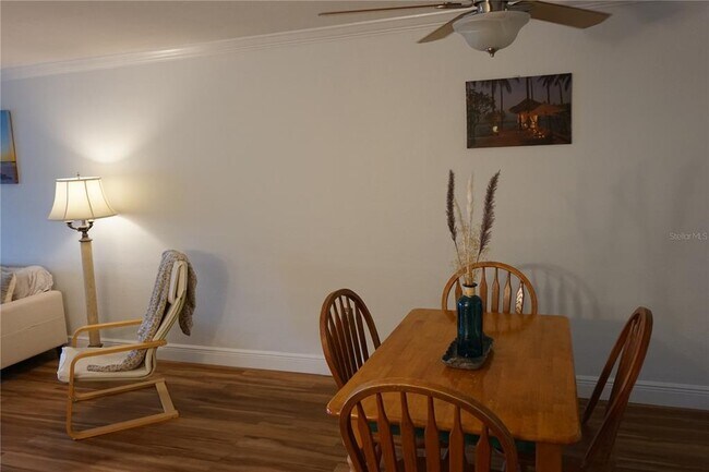 Foto del edificio - 1000 49th Street N