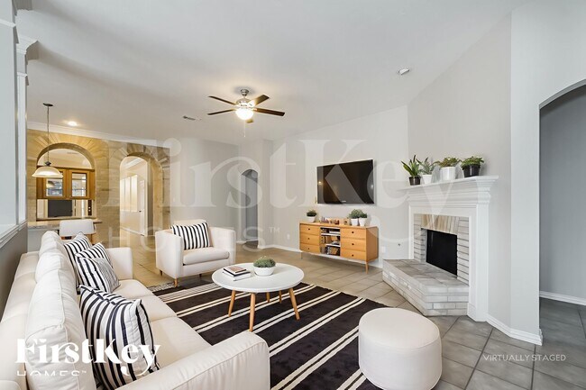 Foto del edificio - 16042 Belleshire Ln