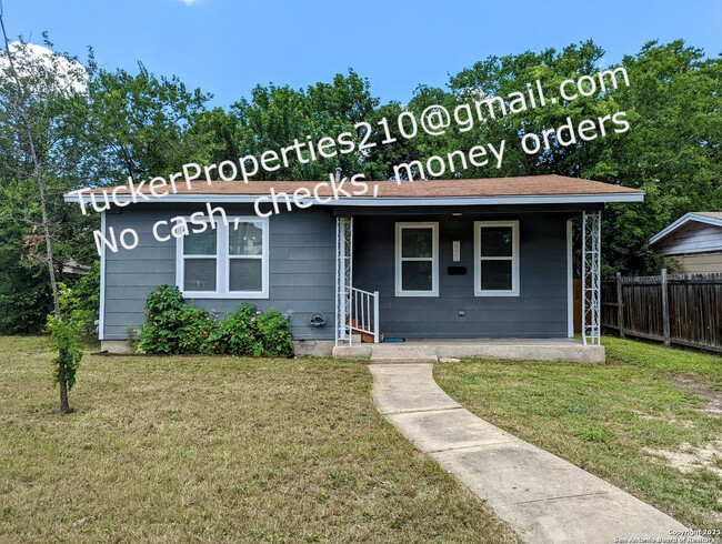 Foto del edificio - 2223 W Wildwood Dr