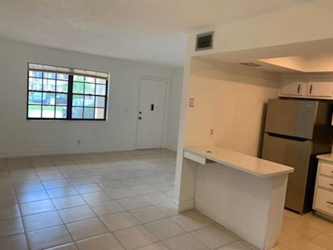 Building Photo - 4157 Oak Terrace Dr