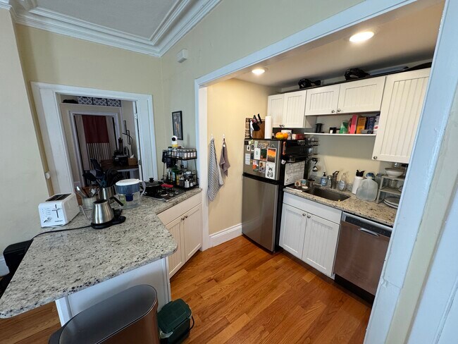 Photo - 65 Walden St Apartment