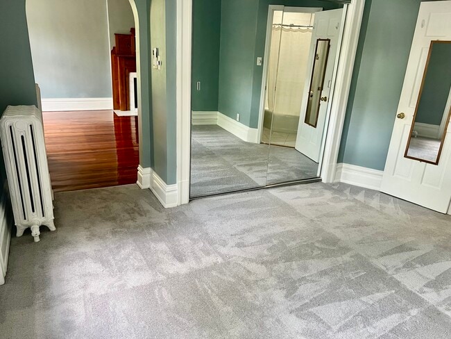 Building Photo - 4124 W Pine Blvd