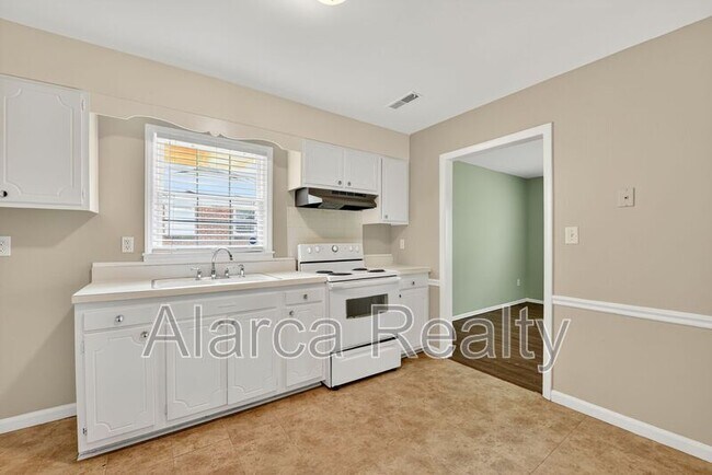 Foto del edificio - 4713 Plaza Rd