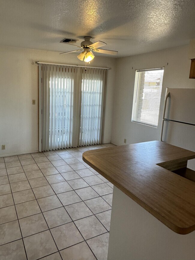 Building Photo - 9001 W Elm St