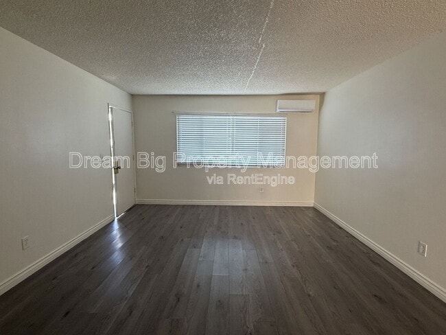 Building Photo - 245 Maryknoll Dr