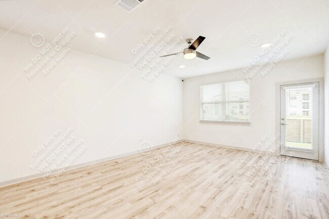 Foto del edificio - 3 br, 2 bath House - 121 Fairfax Ave