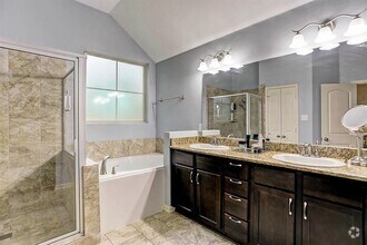 Building Photo - 14332 N Summerchase Cir