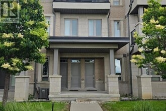 Building Photo - 9601 Jane St