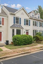 Building Photo - 46858 Lawnes Creek Terrace
