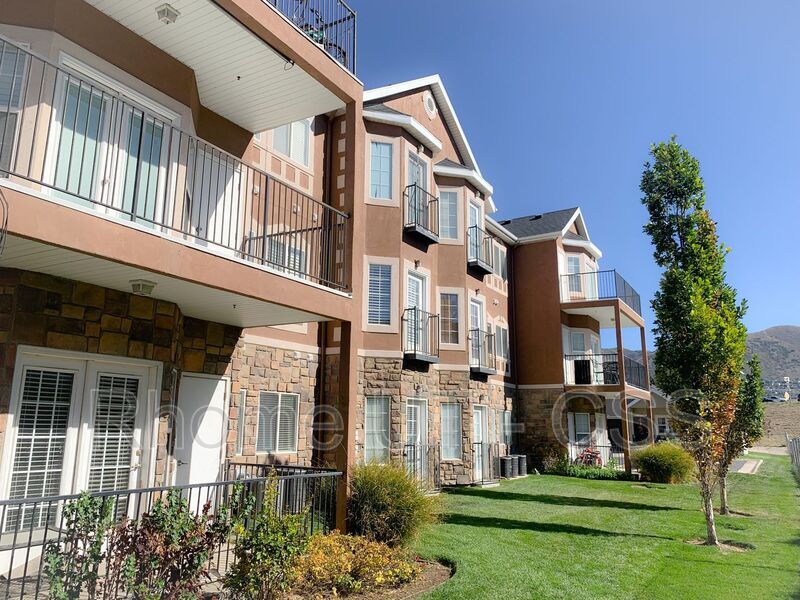 Primary Photo - 13528 Venicia Way