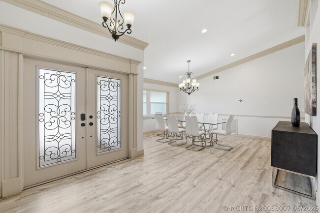 Foto del edificio - 15600 Rolling Meadows Cir