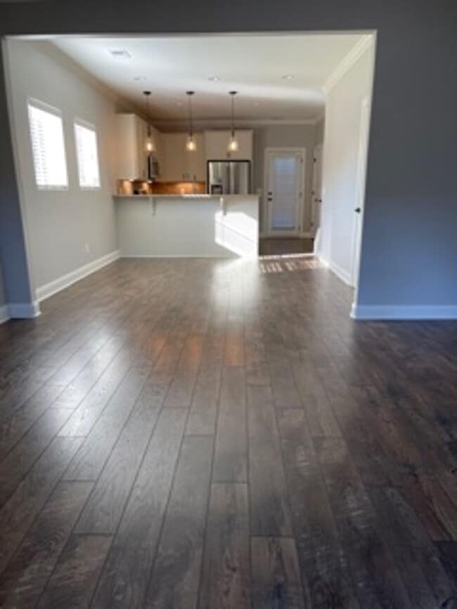 Building Photo - Generals Run Townhome   Available 1.15.24
