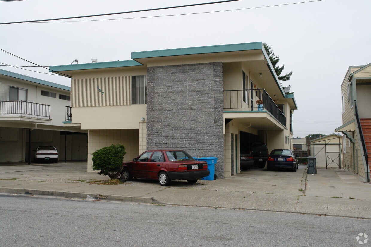 Building Photo - 157 Santa Lucia Ave