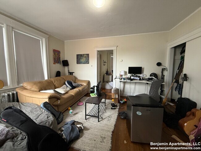 Building Photo - 1163 Boylston St