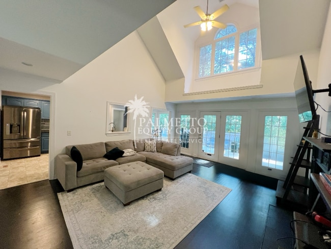 Building Photo - 2766 Briaroak Dr