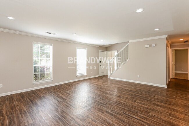 Foto del edificio - 883 Timbervale Ln