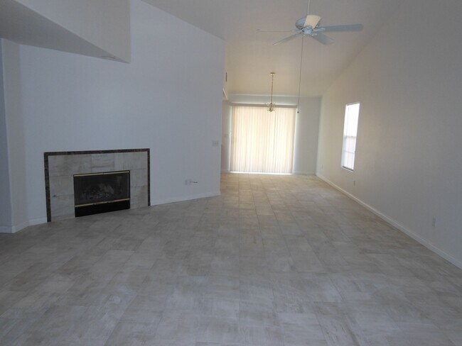 Foto del edificio - Copper Hills Home-Ready for Movein!