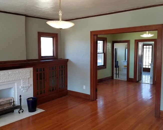 Building Photo - 1147 NW 37th St