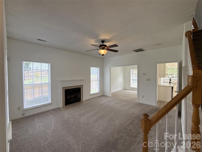 Building Photo - 10218 Ridgewell Ct