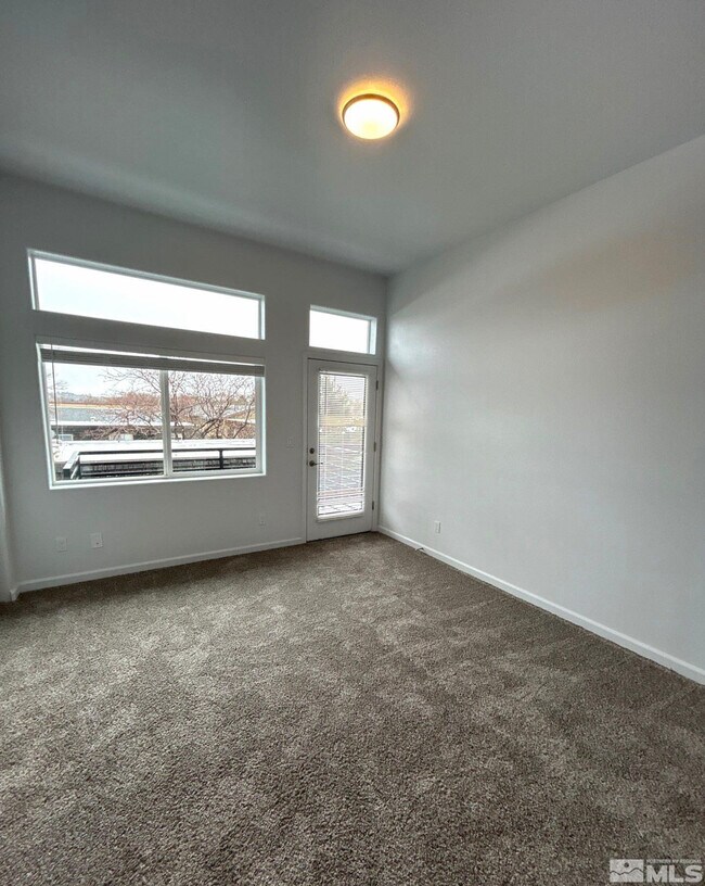 Building Photo - 2788 Plumas St