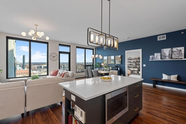 Building Photo - 1240 S 2nd St