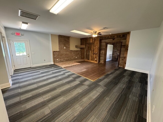 Building Photo - 3828 Baltimore Pike