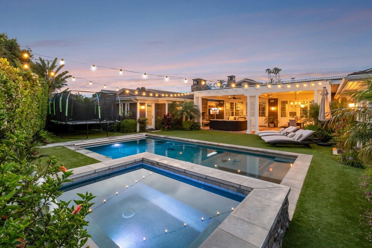 Foto principal - 3651 Liggett Dr