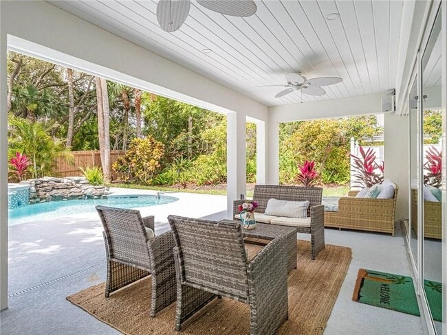 Foto del edificio - 912 Jasmine Ln