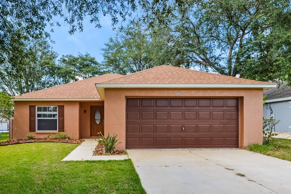 Foto principal - 10233 Patrick Dr