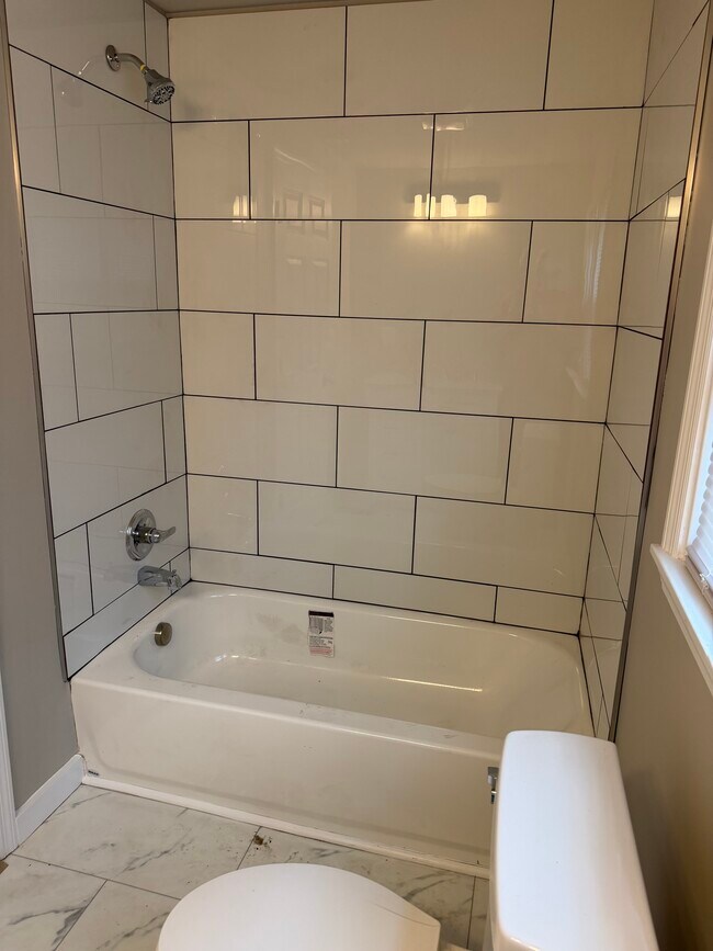 baño - 307 Washington St W
