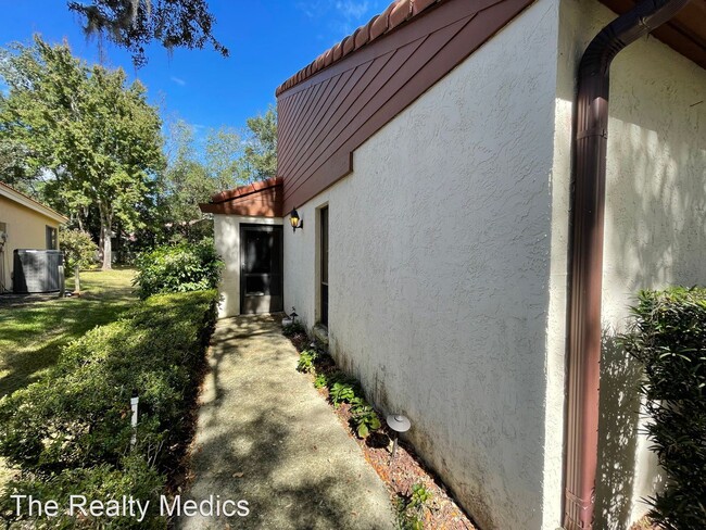 3 br, 2 bath House - 1168 E Winged Foot Cir photo'