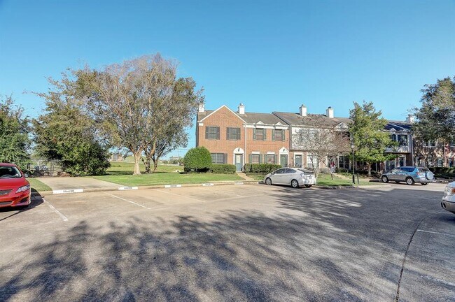 Building Photo - 2930 Grants Lake Blvd