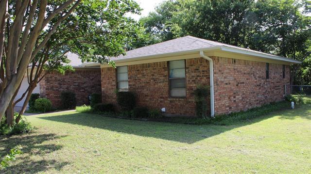 Building Photo - 3202 Burgandy Dr