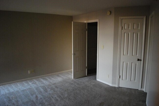 Foto del edificio - 3525 Sage Rd